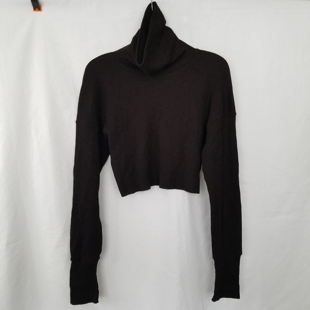 Kikiriki Cropped Thumbhole Sweater